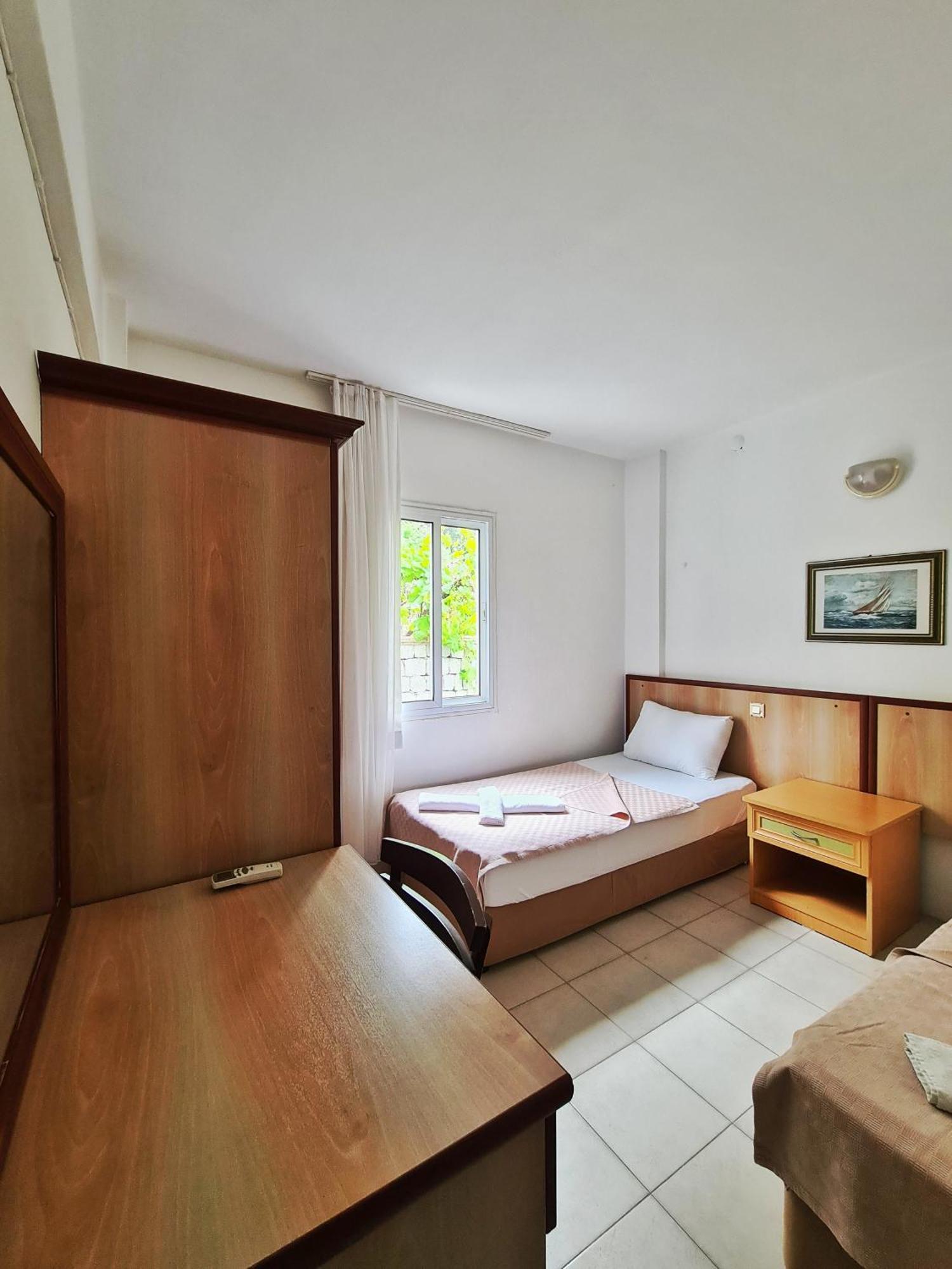 Fora Apart Otel Cesme Exterior foto