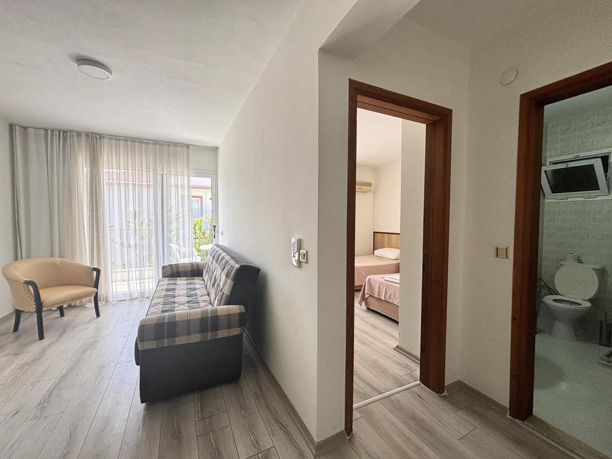 Fora Apart Otel Cesme Exterior foto